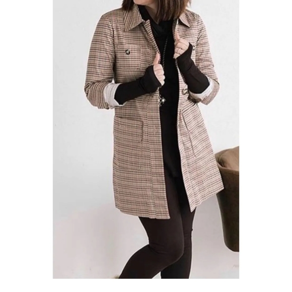 Cabi Trench Coat - Picture 10 of 11